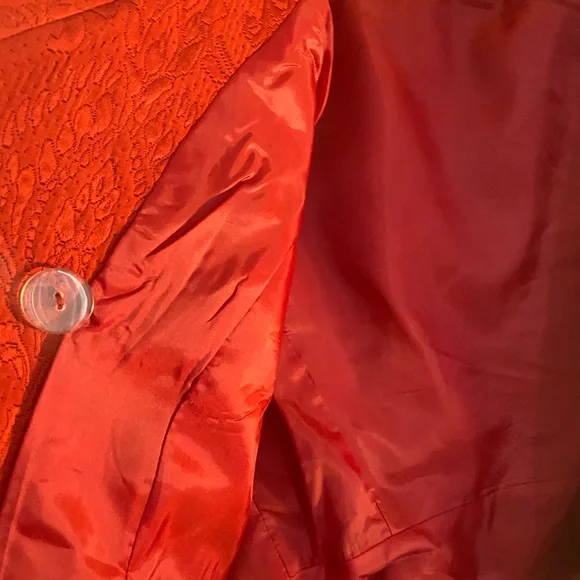 Dior Textured Scarlet Skirt Set - Picture 2 of 8